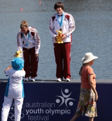 K-2 200m: Somogyi Szilvia, Szilágyi Anett a dobogón